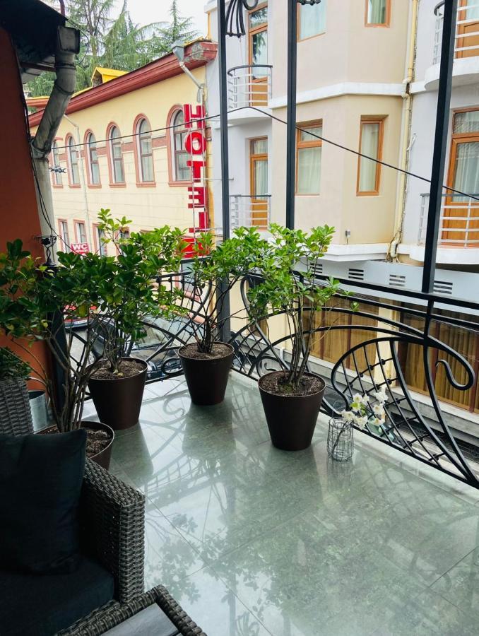 Apart Voyage Batumi Exteriör bild
