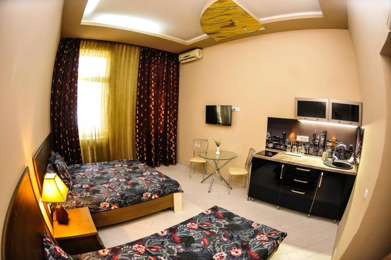 Apart Voyage Batumi Exteriör bild