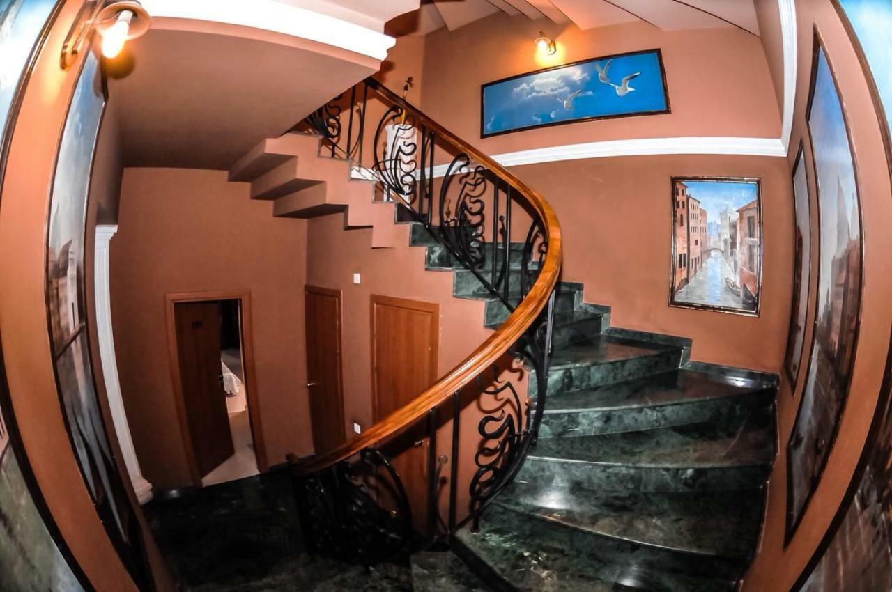 Apart Voyage Batumi Exteriör bild